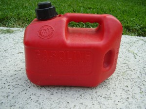 1280px-gasolinecontainer