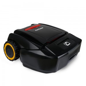 XR3 Robotic Mower Cub Cadet